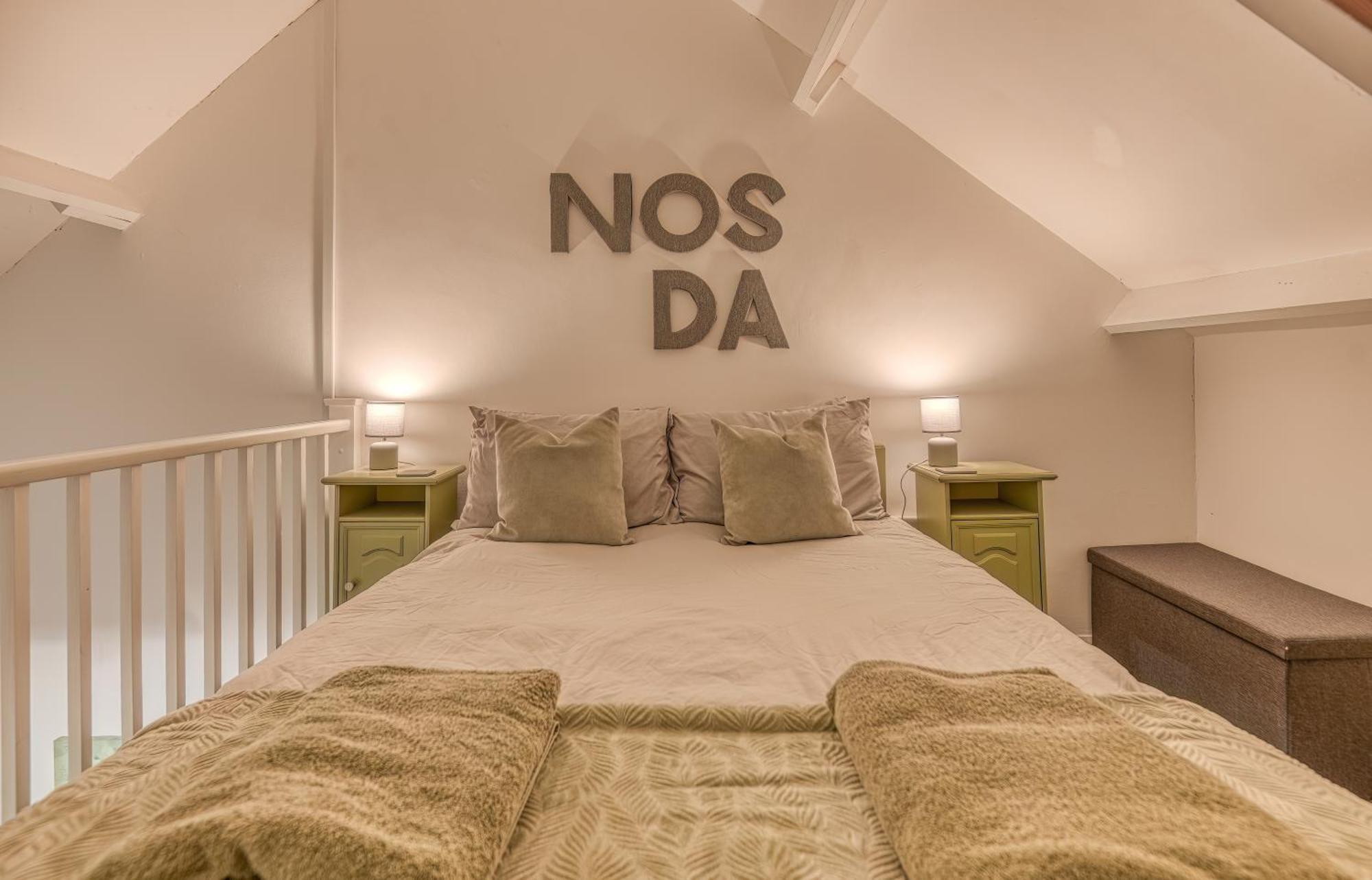 Butland Cottage Pembroke Bagian luar foto
